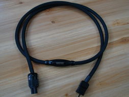 美国天仙配Super.MM超级电源线 2米长度的性能与潜力